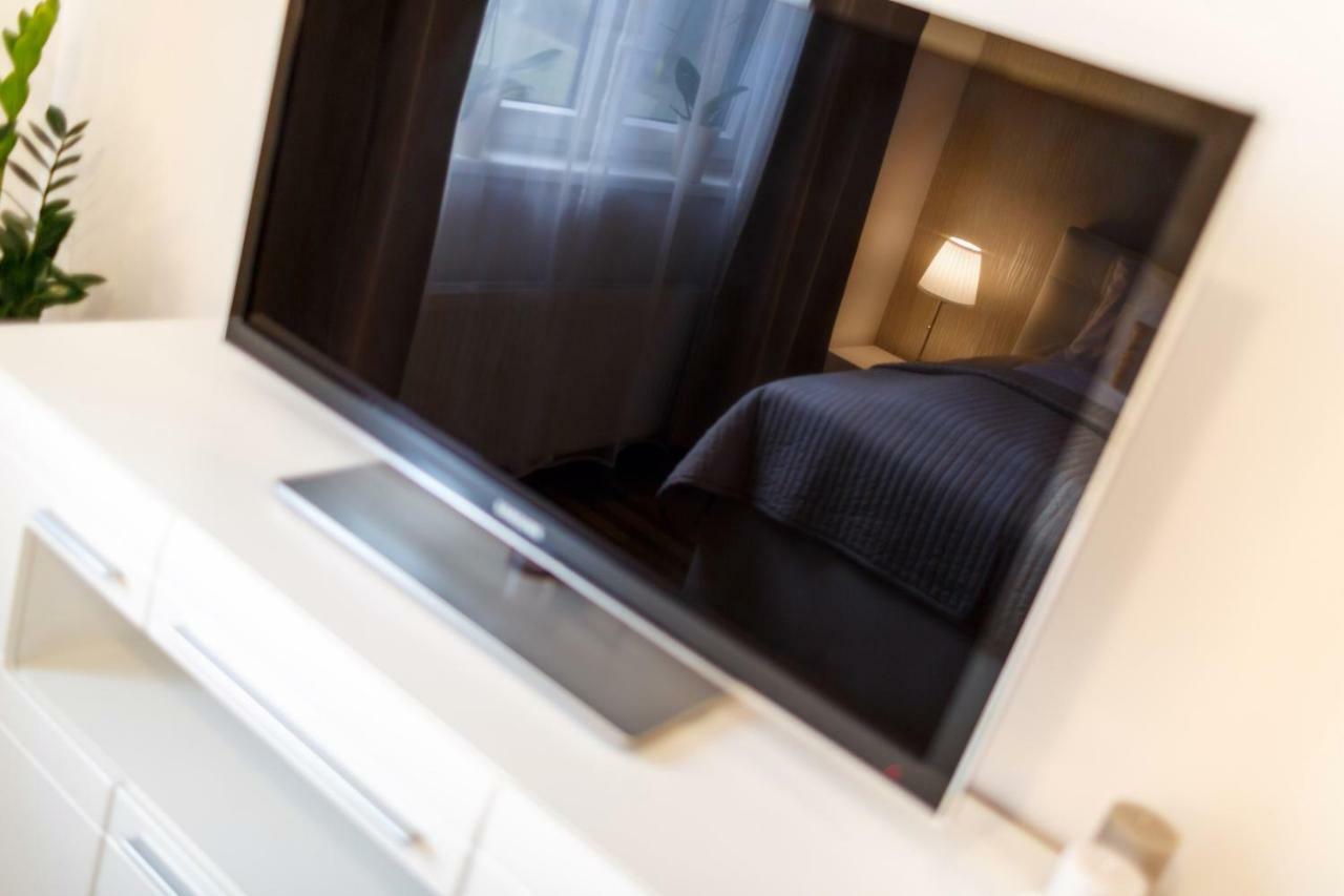 Golden Apartments Rezidence Nova Karolina オストラヴァ エクステリア 写真